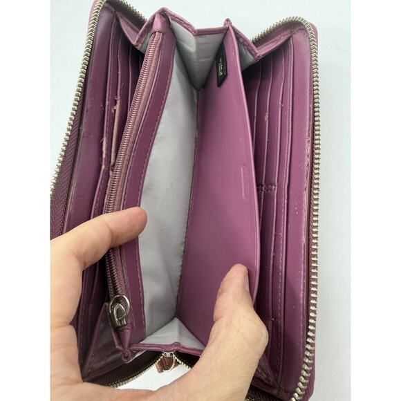 Coach Signature Brown Embossed Patent Wallet - Picture 5 of 7